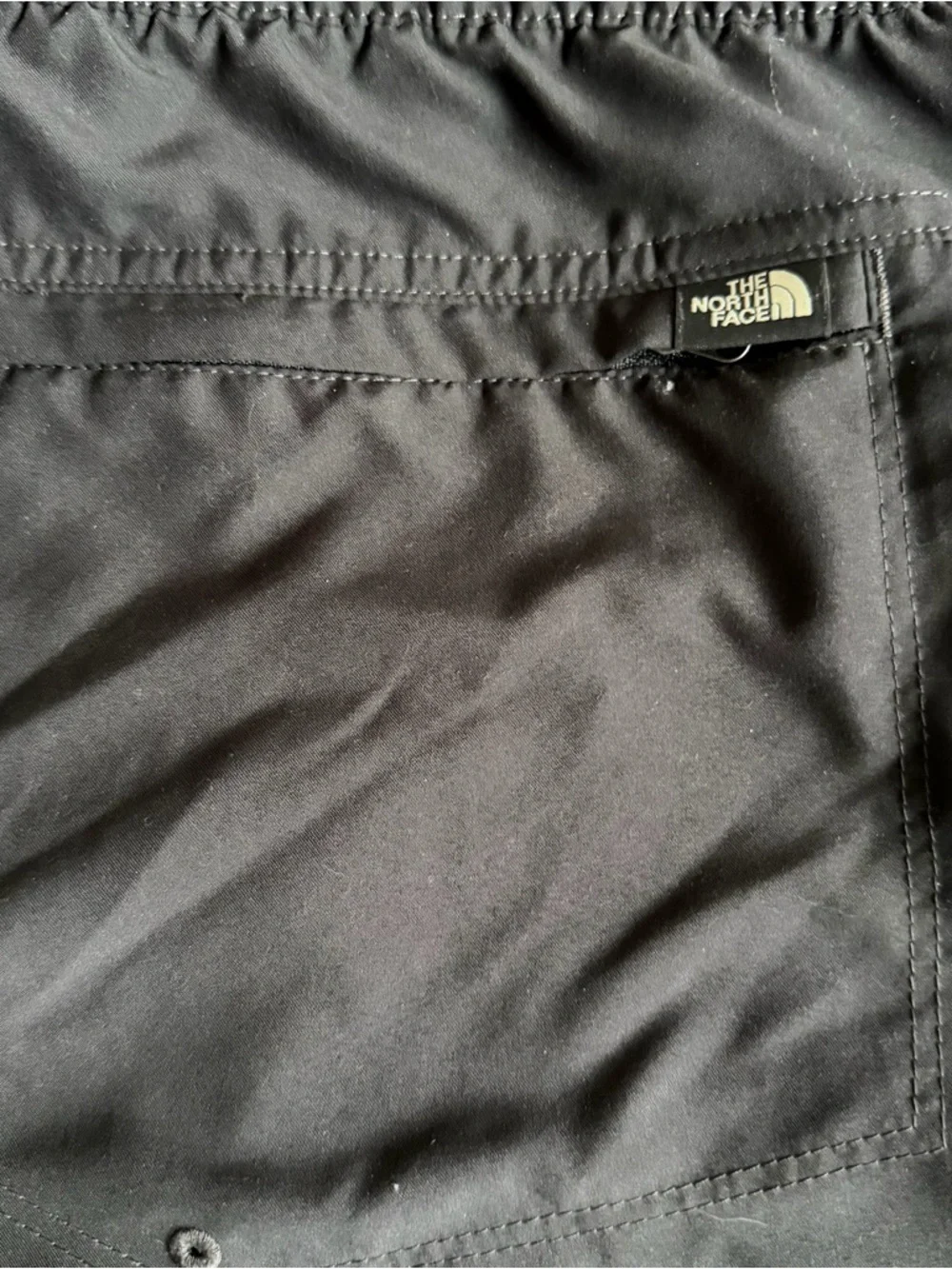 The North Face Men’s Class V Belted Cargo Shorts Black Water Swim Hike Gorpcore